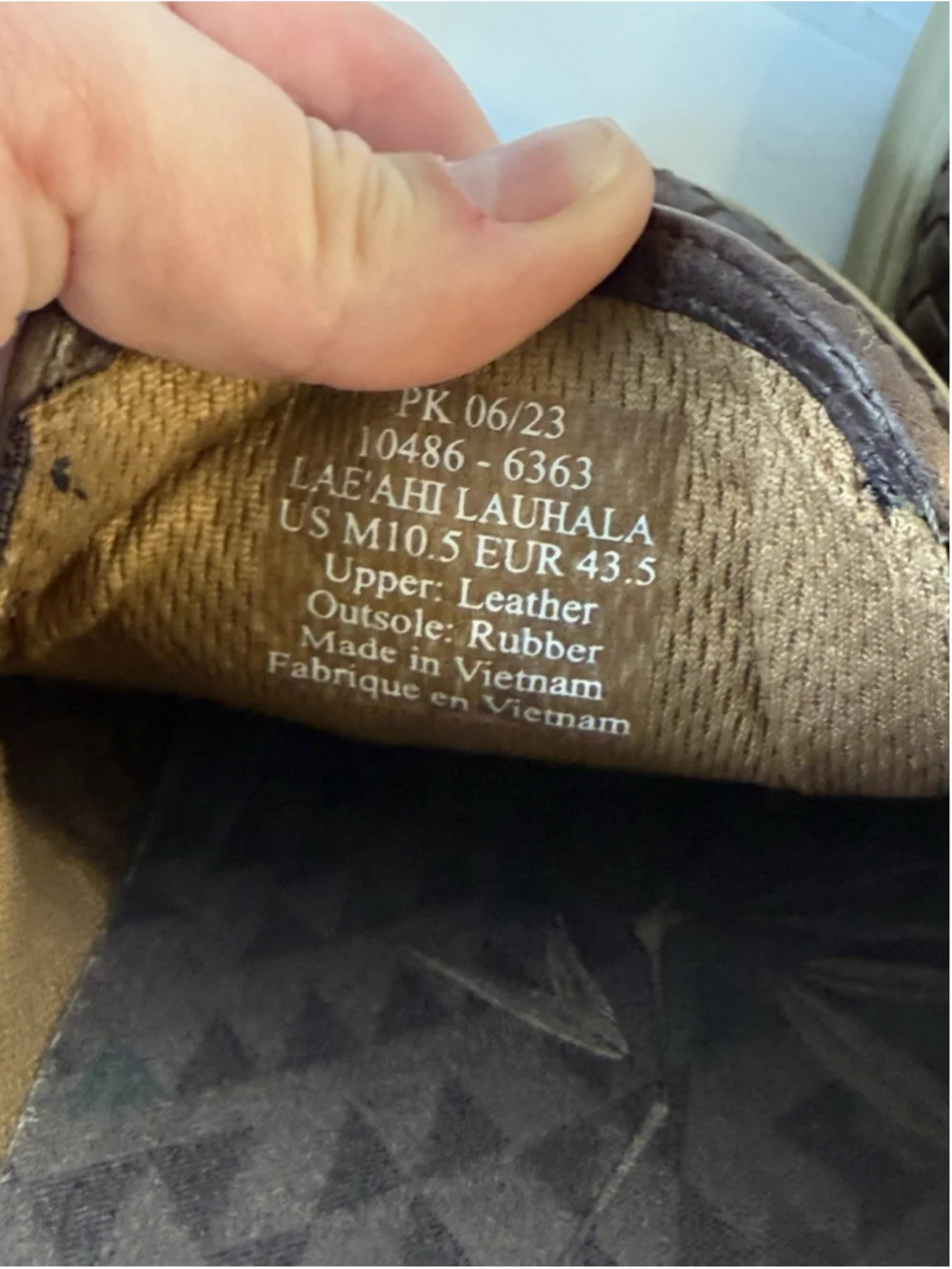 Olukai Lae'ahi Lauhala Men’s Woven Leather Shoes Dark Wood Size 10.5  $165